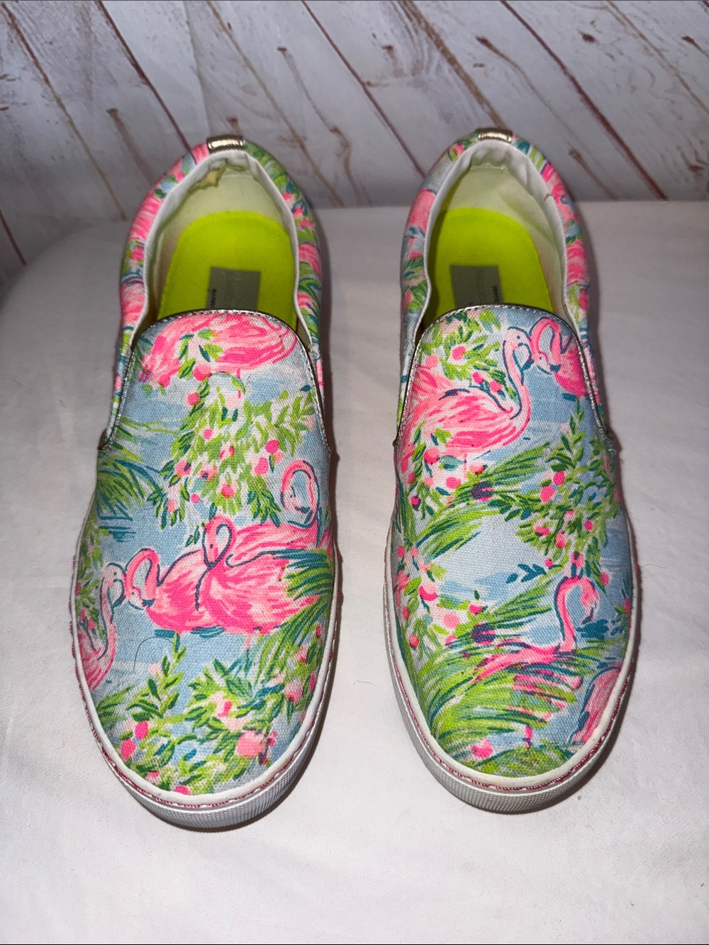 Lilly Pulitzer Julie Slip-On Sneakers Pink Flamingo Print 10 canvas gold trim